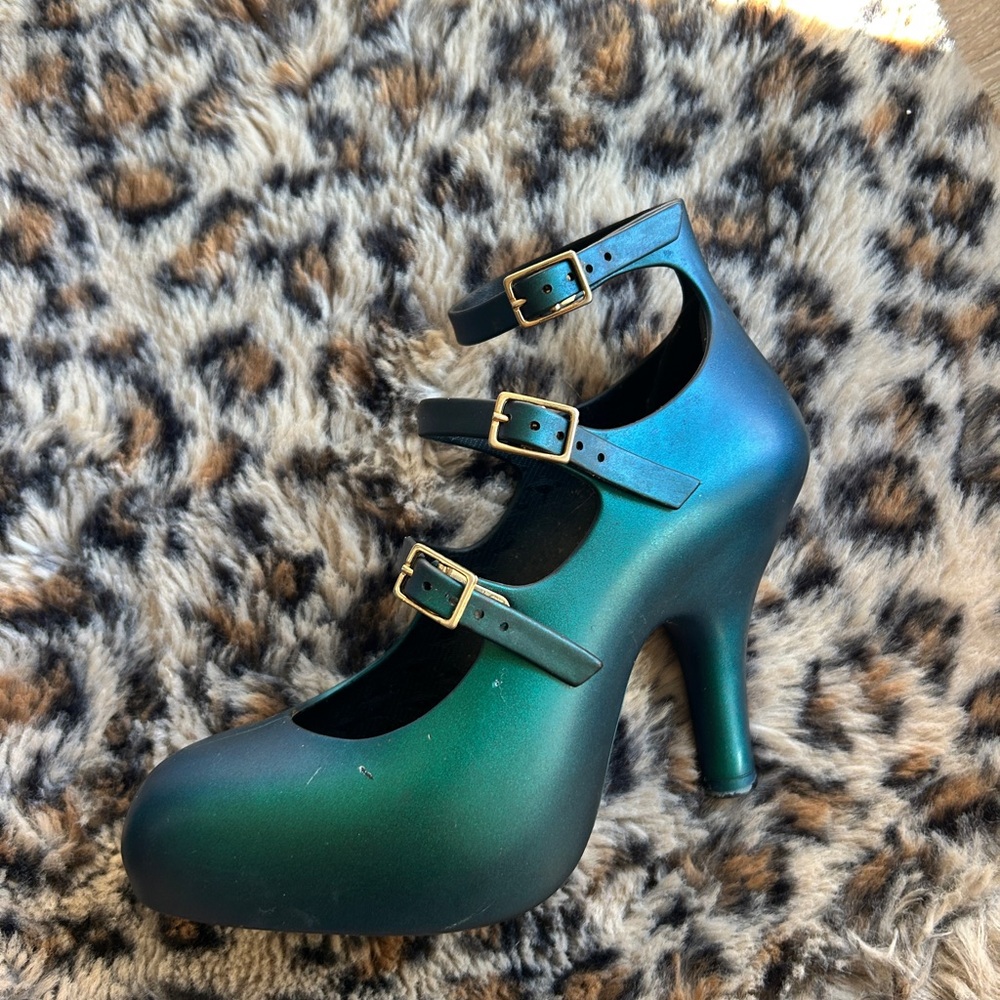 Vivienne Westwood Emerald Triple Strap Heels - Picture 2 of 3